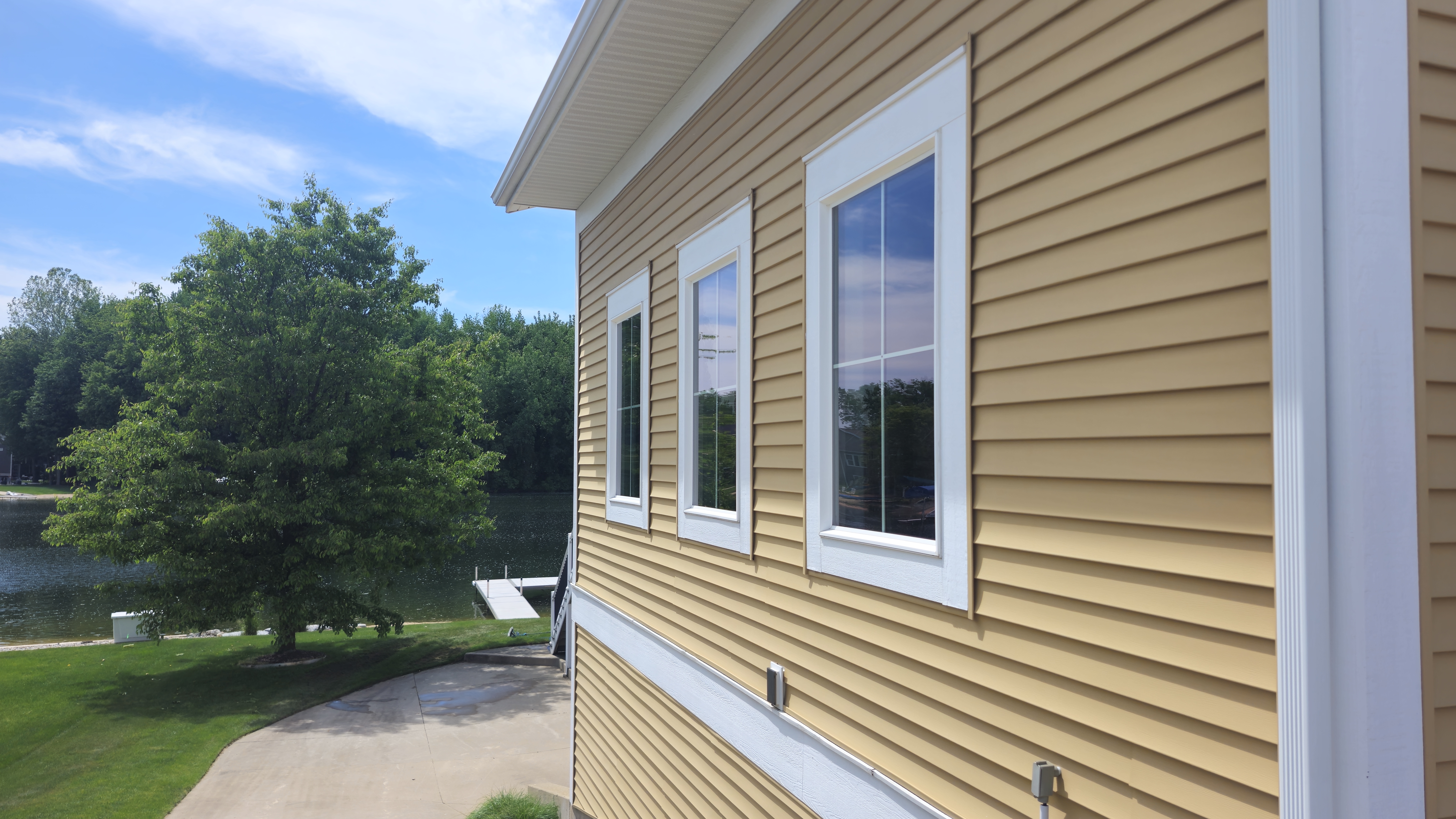 Exterior Window Cleaning photo 2